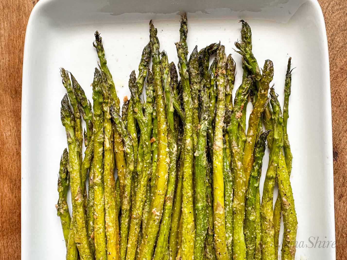A closeup of baked asparagus.
